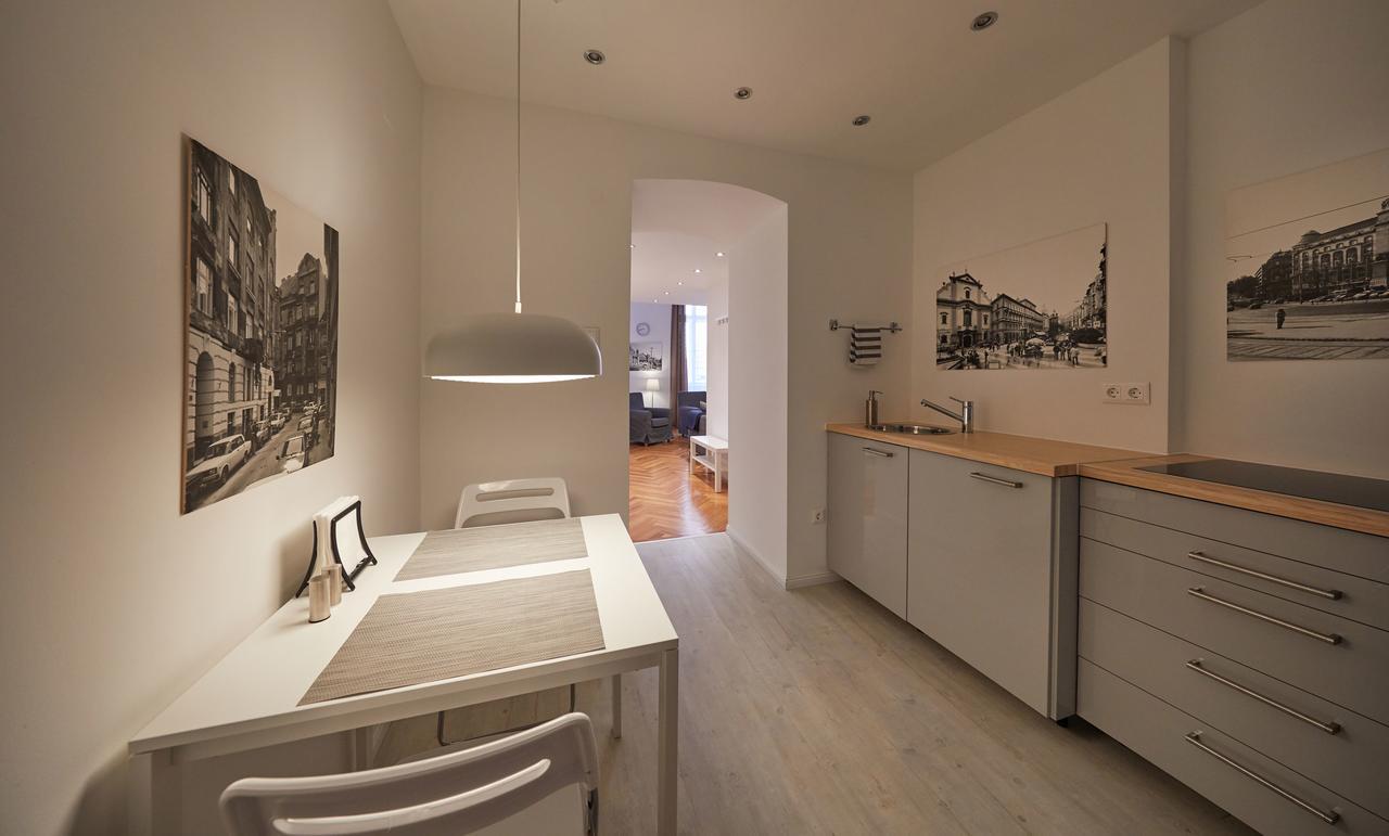 Fewo Oktogon Budapest Extérieur photo